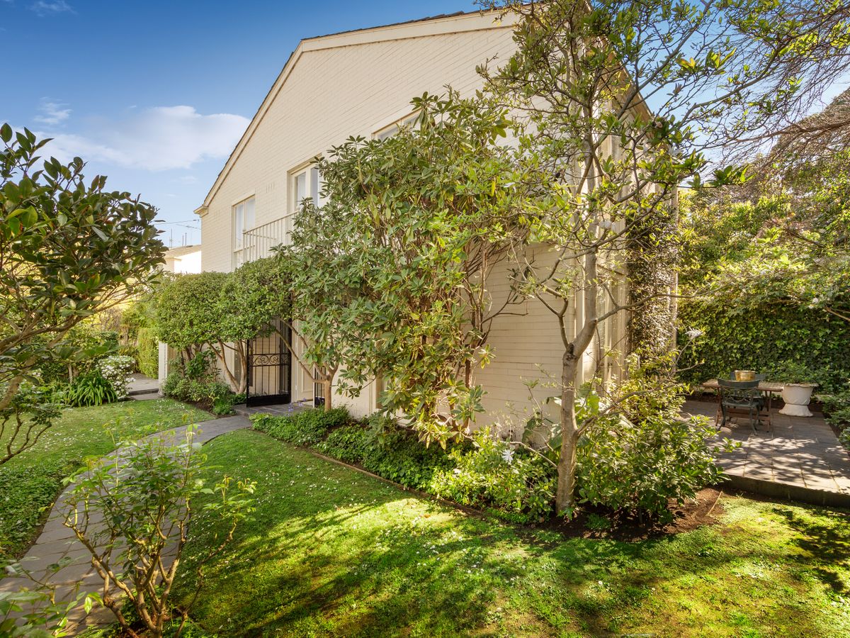 1/15 Myoora Road TOORAK