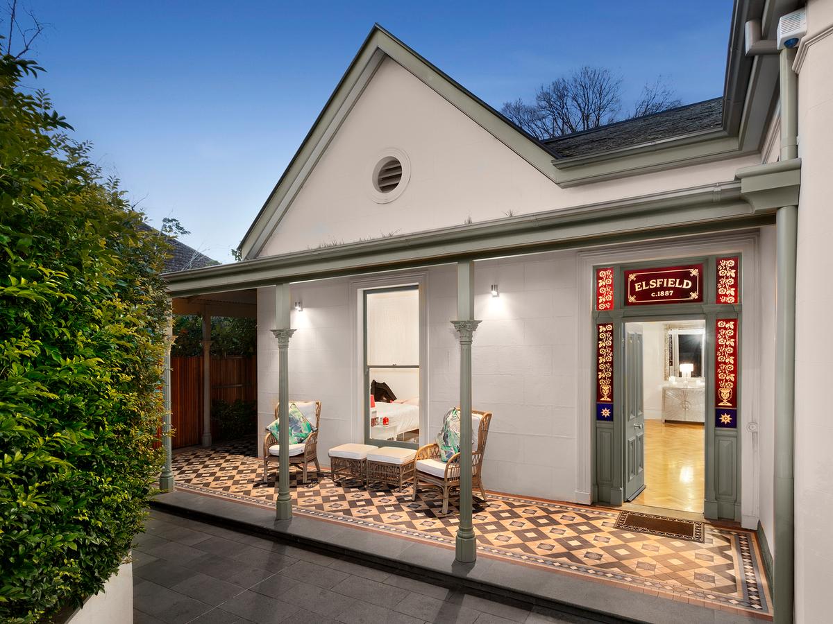 1/241 Cotham Road KEW