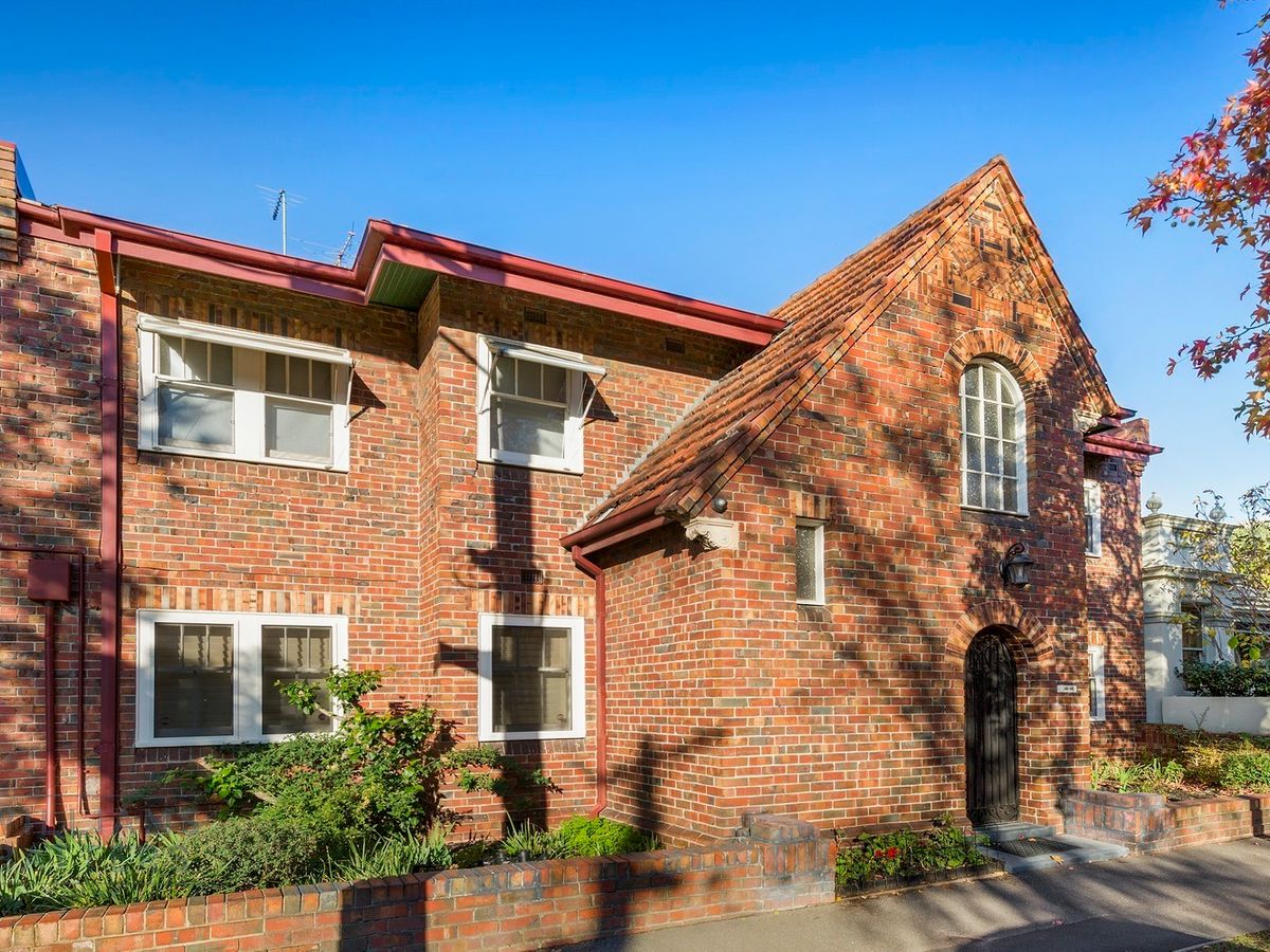 1/38-42 Millswyn Street SOUTH YARRA