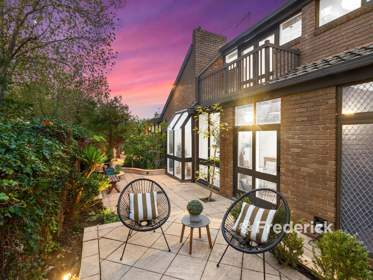 1/54 Sackville Street KEW
