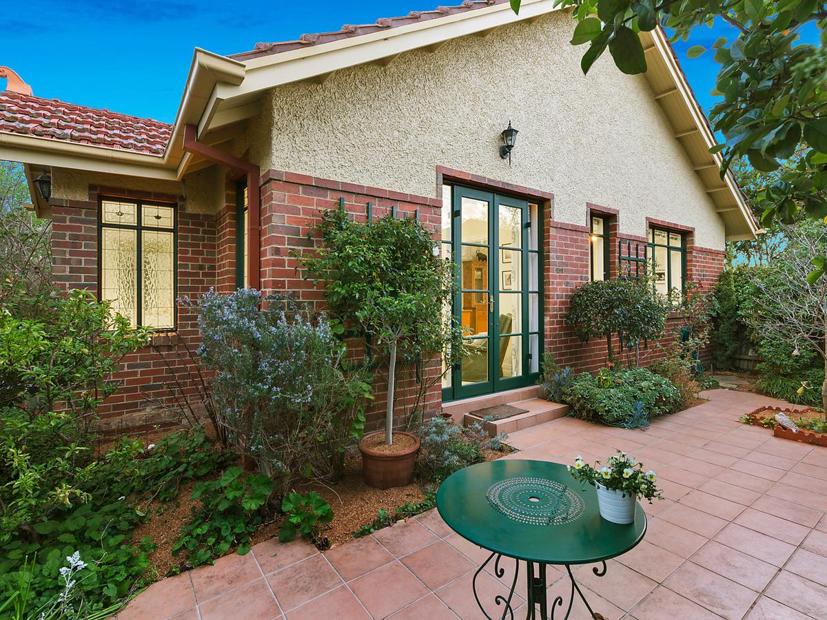 1/9 Henry Street KEW
