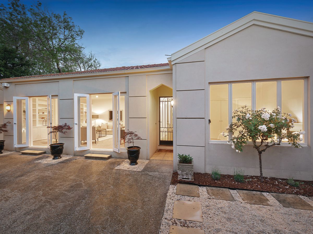 104 Dendy Street BRIGHTON