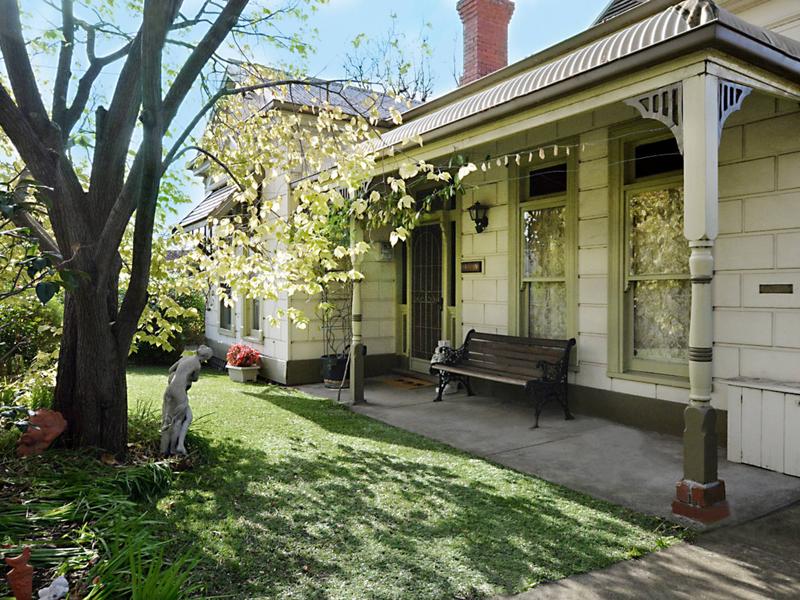 104 Rochester Road BALWYN