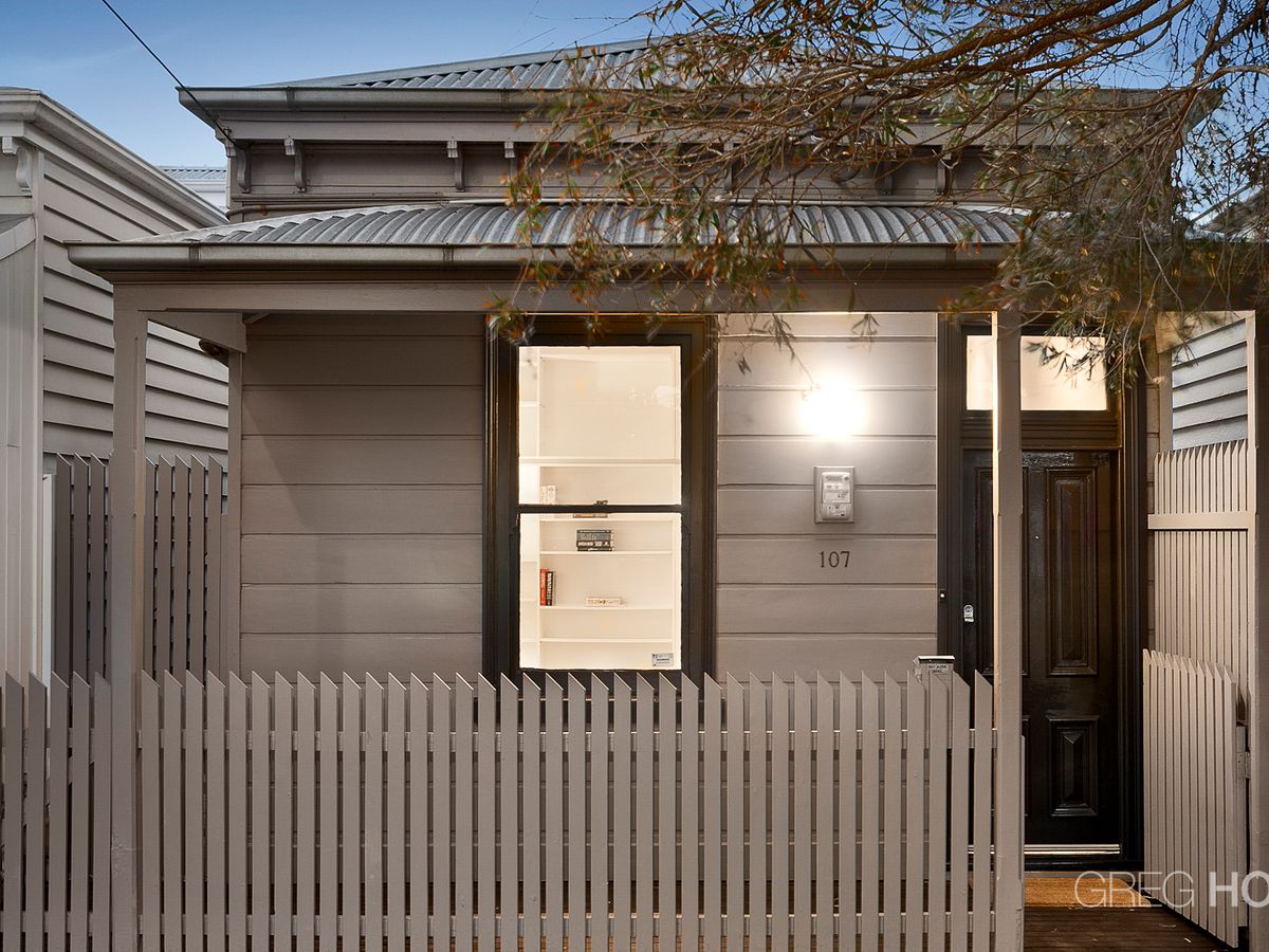 107 Danks Street ALBERT PARK