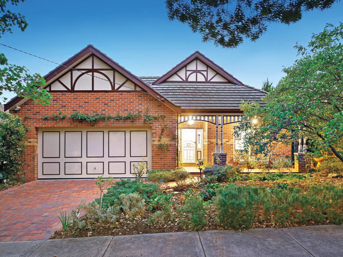 107 Summerhill Road GLEN IRIS