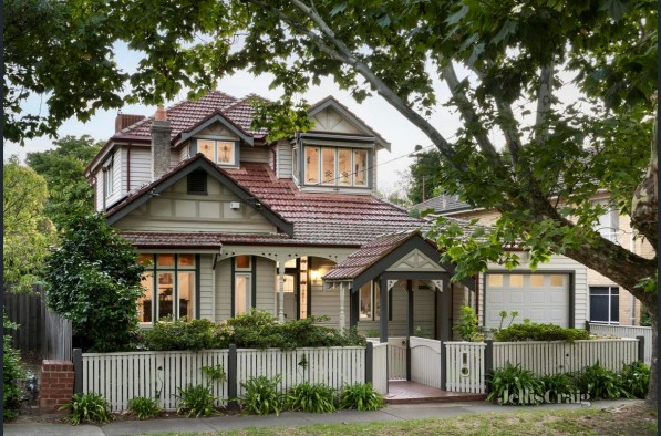 10 Albion Street SURREY HILLS