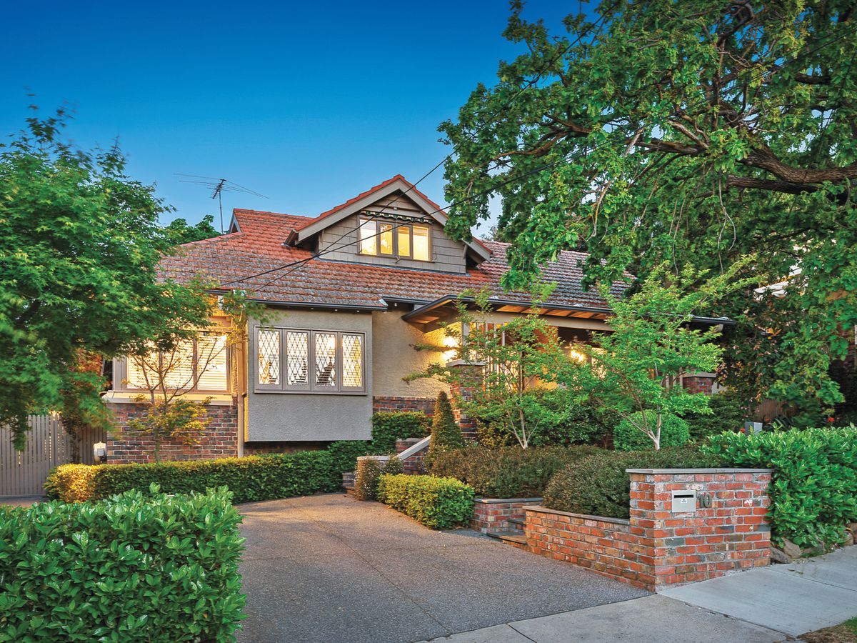 10 Benwerrin Road SURREY HILLS