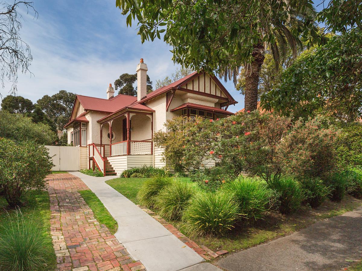 10 Milton Street CANTERBURY