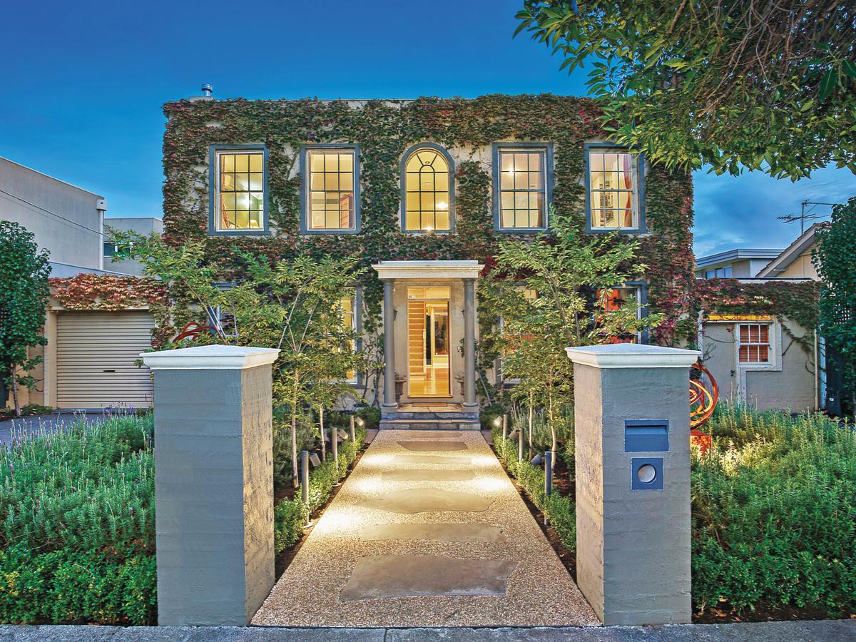 10 Rosslyn Street HAWTHORN EAST