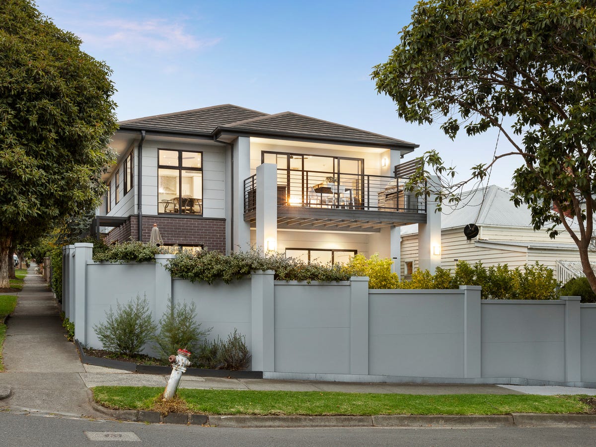 112 Eglinton Street KEW