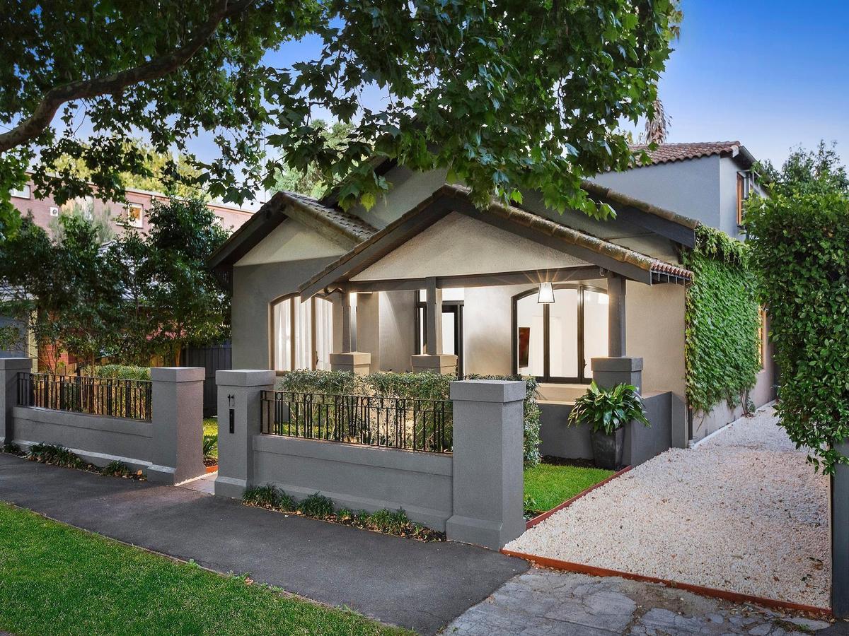 11 Addison Street ELWOOD