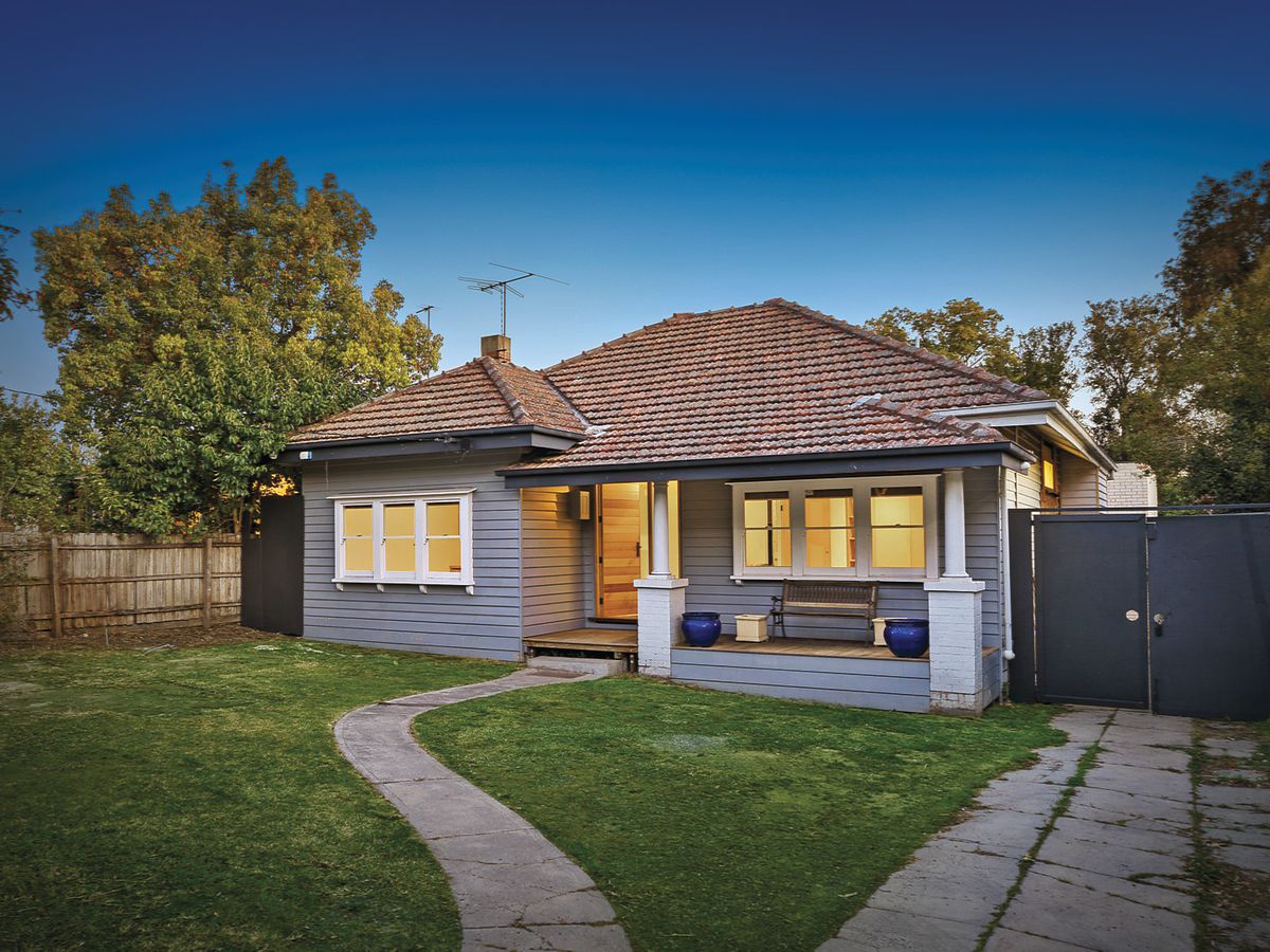 11 Asquith Street KEW