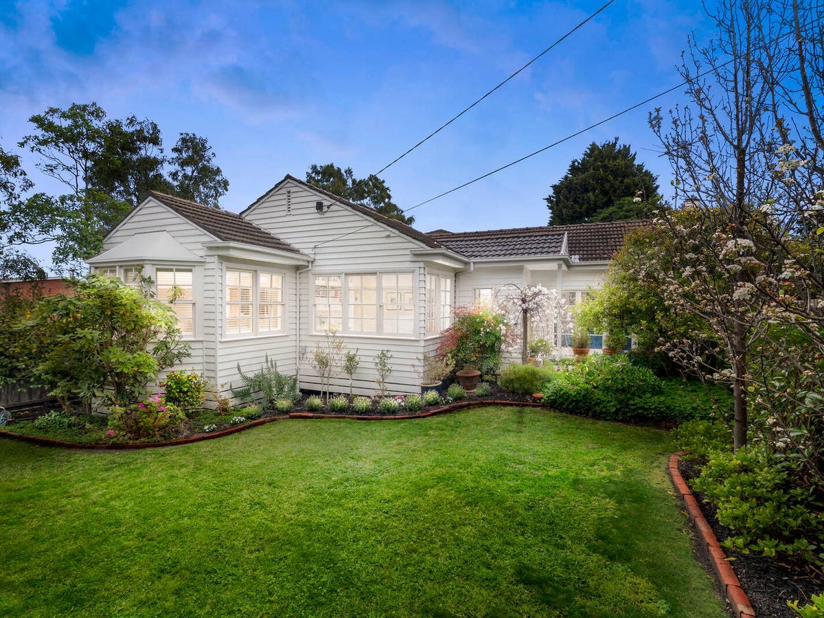 11 Hunter Avenue BLACK ROCK