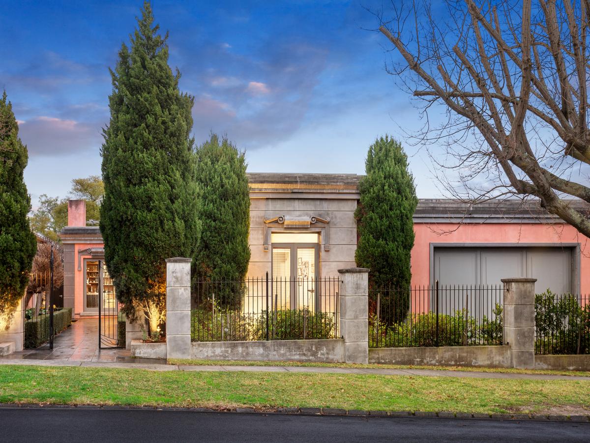 11 Knutsford Street BALWYN