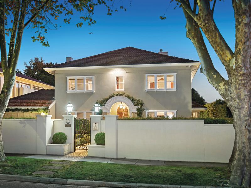 11  Maple Grove TOORAK