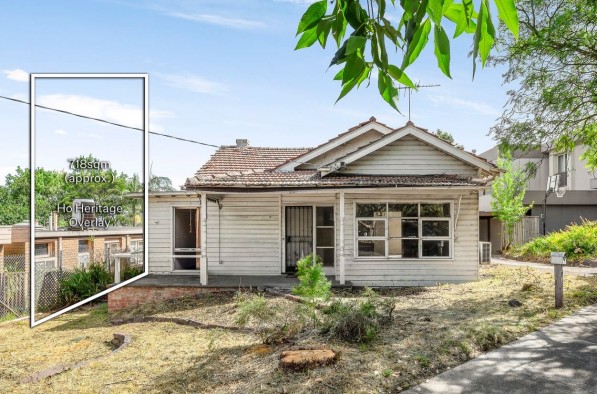 11 Pleasant Avenue KEW