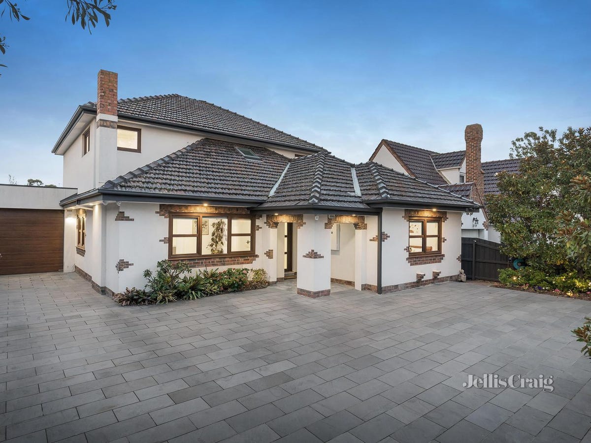 11 Rogers Avenue BRIGHTON EAST