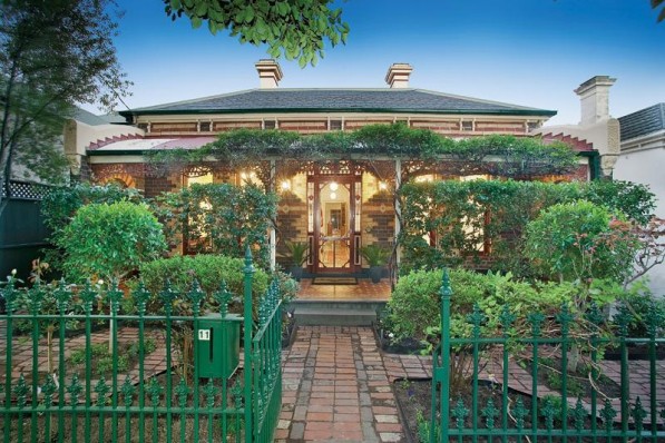 11 Salisbury Grove HAWTHORN