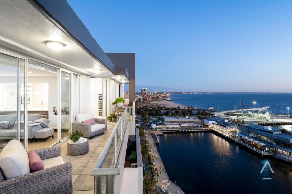 1203/115 Beach Street PORT MELBOURNE