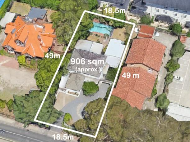 1225 Burke Road KEW