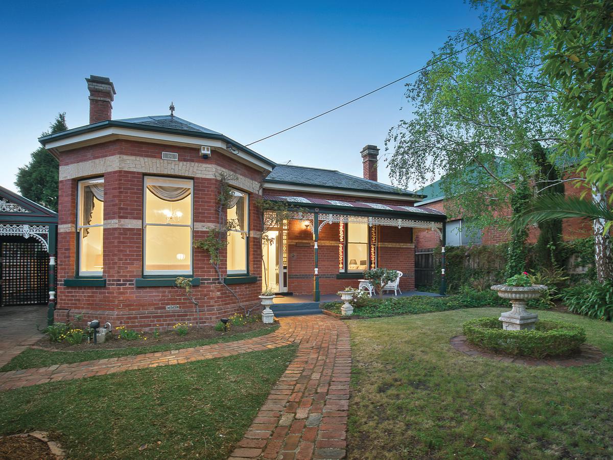 123 Edgevale Road KEW