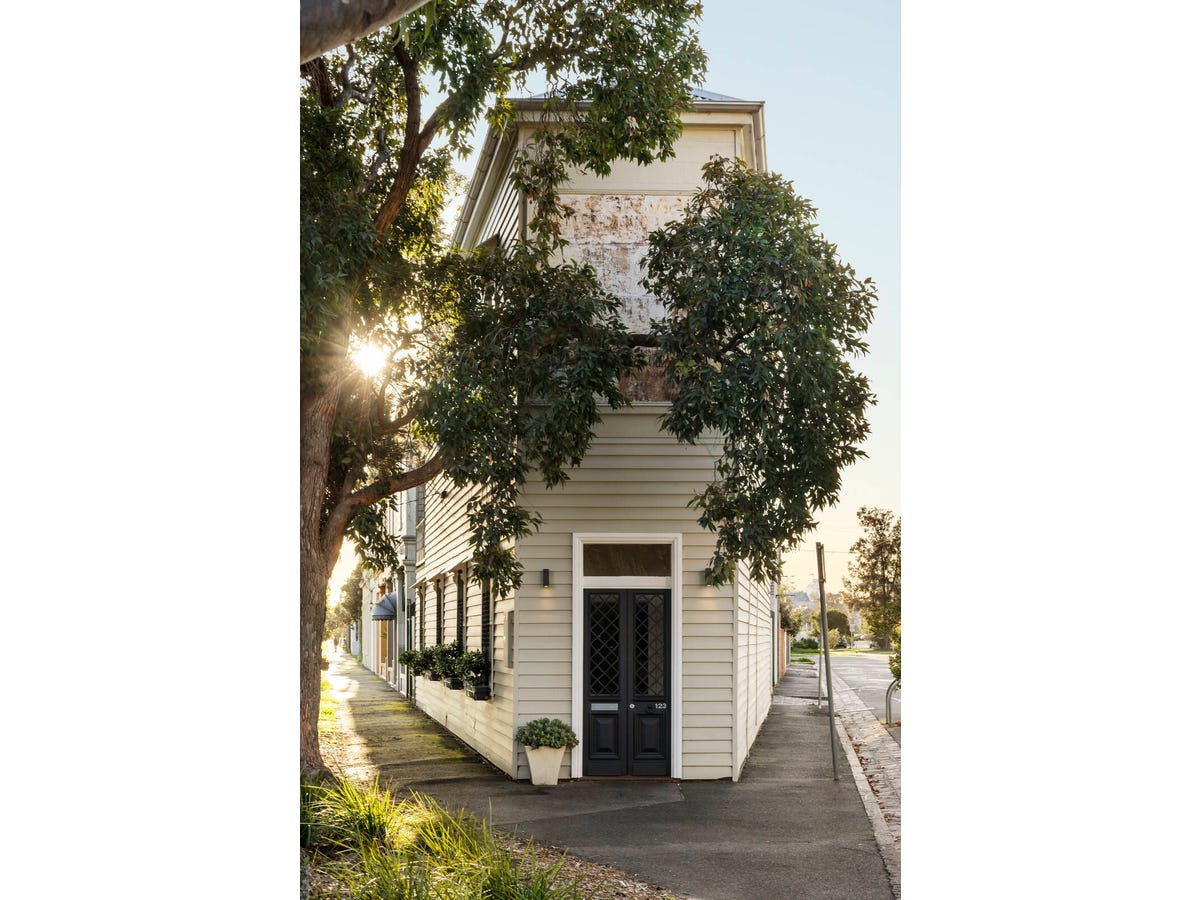 123 Hambleton Street MIDDLE PARK