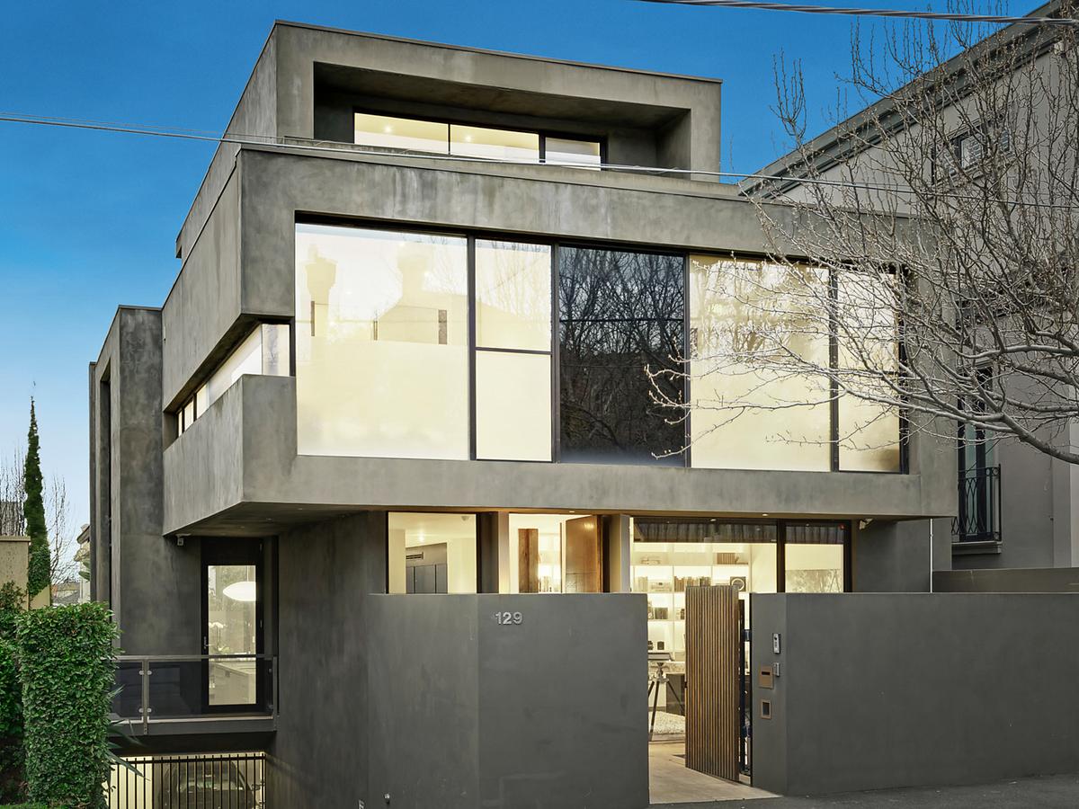 129 Canterbury Road TOORAK
