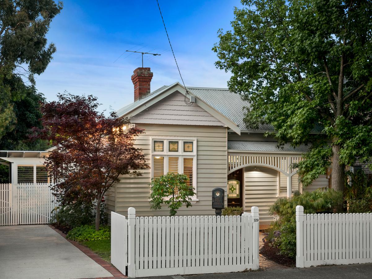 129 Windsor Crescent MONT ALBERT