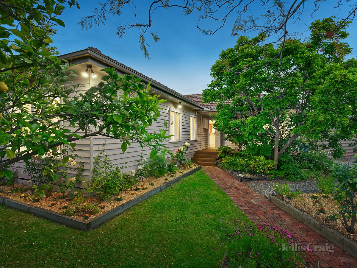 12 Acheron Court HAMPTON EAST