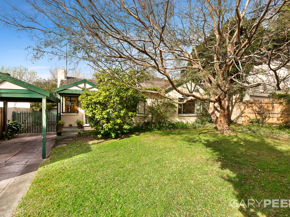12 Hughes Street BRIGHTON EAST