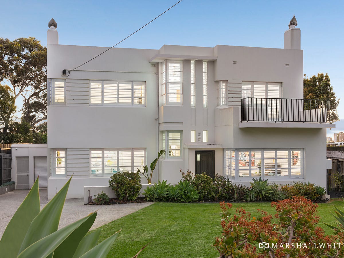 12 Hyton Crescent KEW