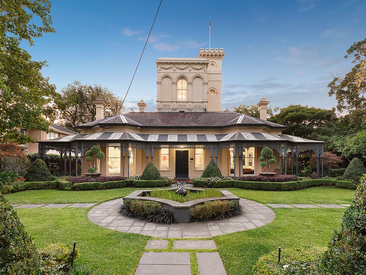 12 Russell Street CAMBERWELL