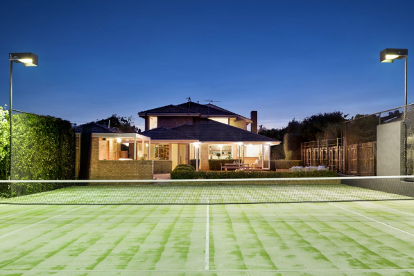 12 Winmalee Road BALWYN