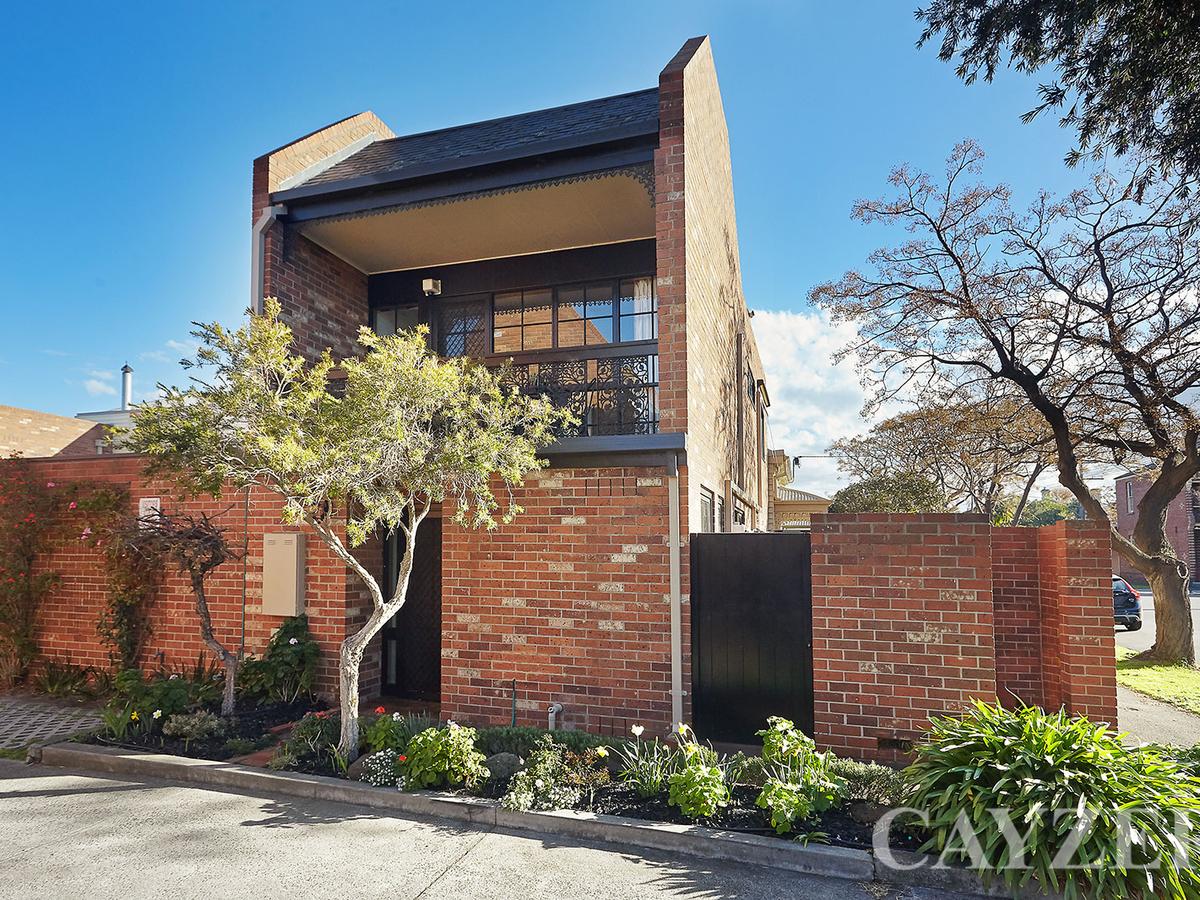 13/370 Montague Street ALBERT PARK