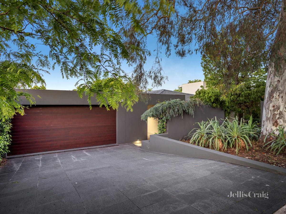 131 Winmalee Road BALWYN