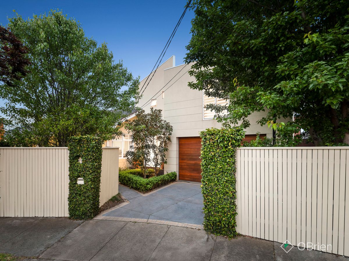 13 Allnutt Court CHELTENHAM