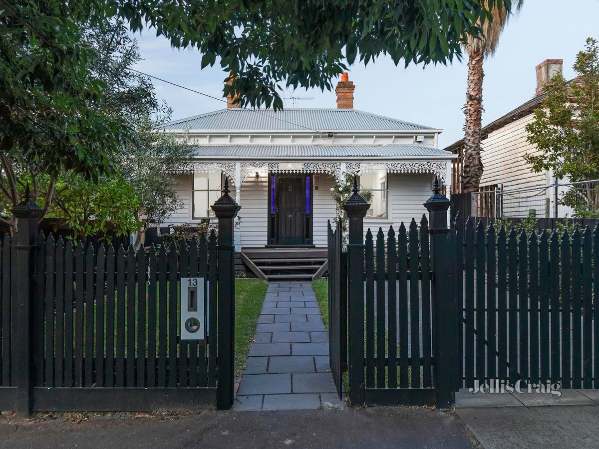 13 Barkly Avenue ARMADALE