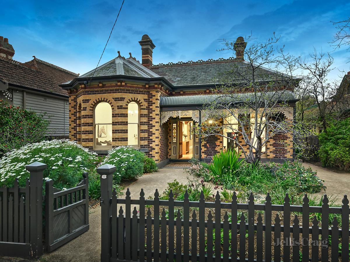 13 Kingsley Street CAMBERWELL