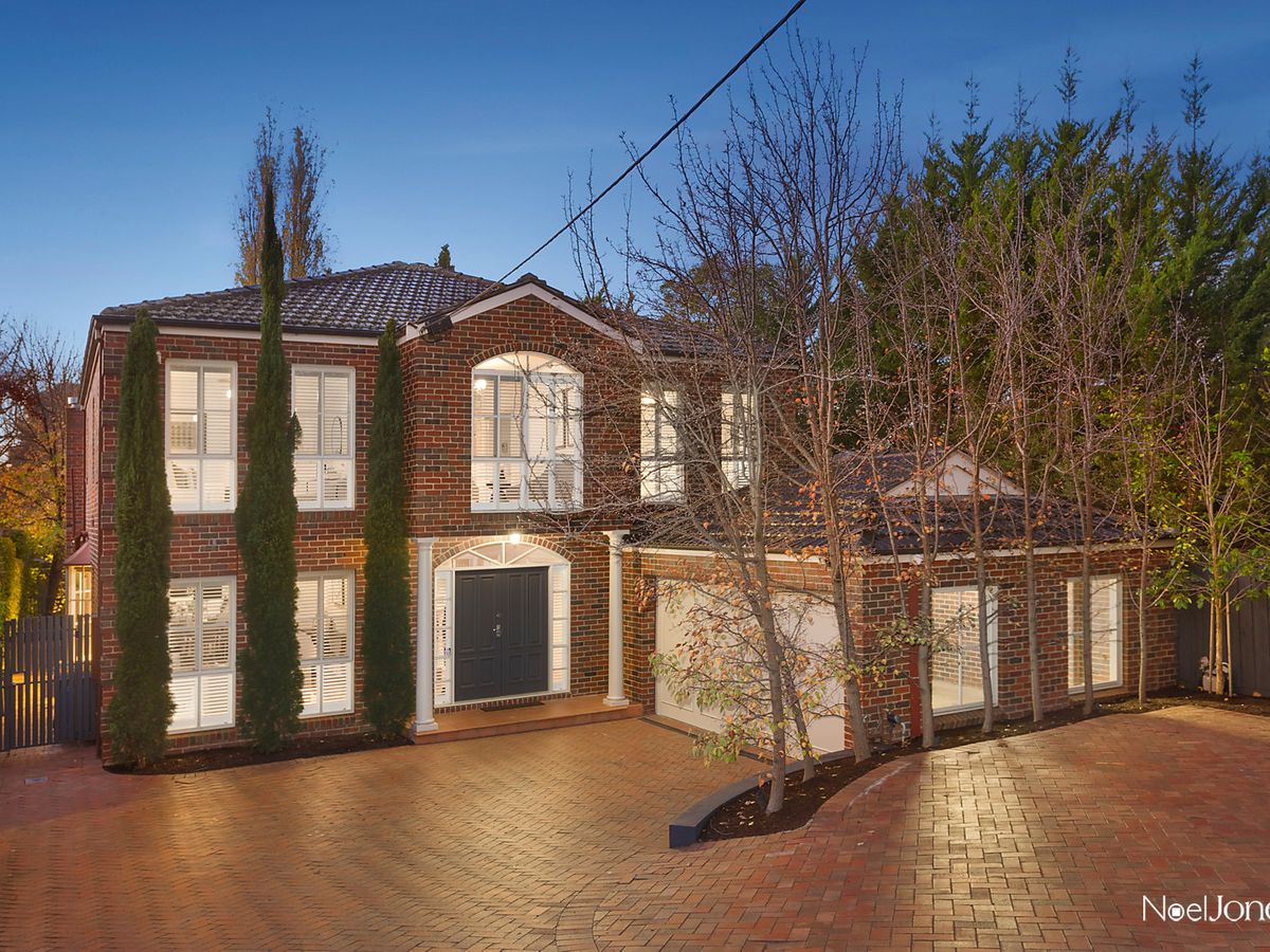 13 Kitchener Street BALWYN