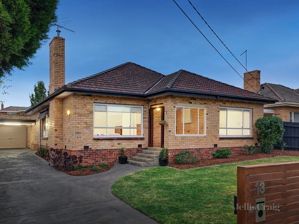 13 Marston Street BENTLEIGH
