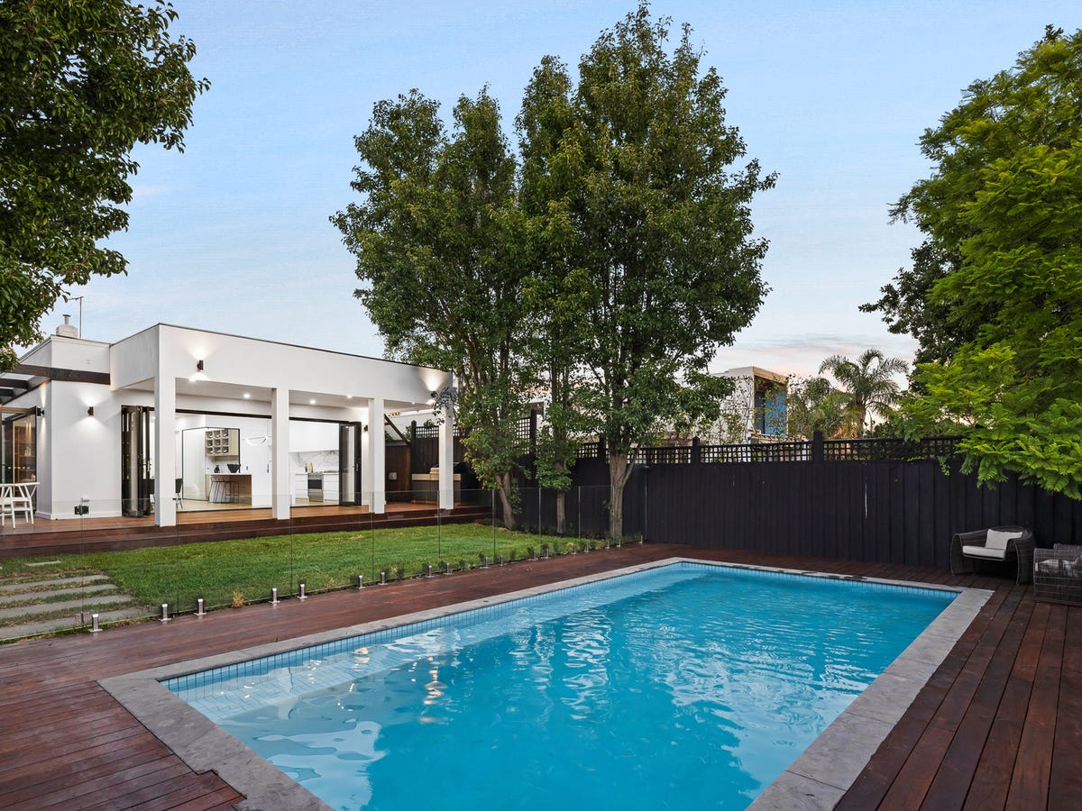 13 Roslyn Street BRIGHTON