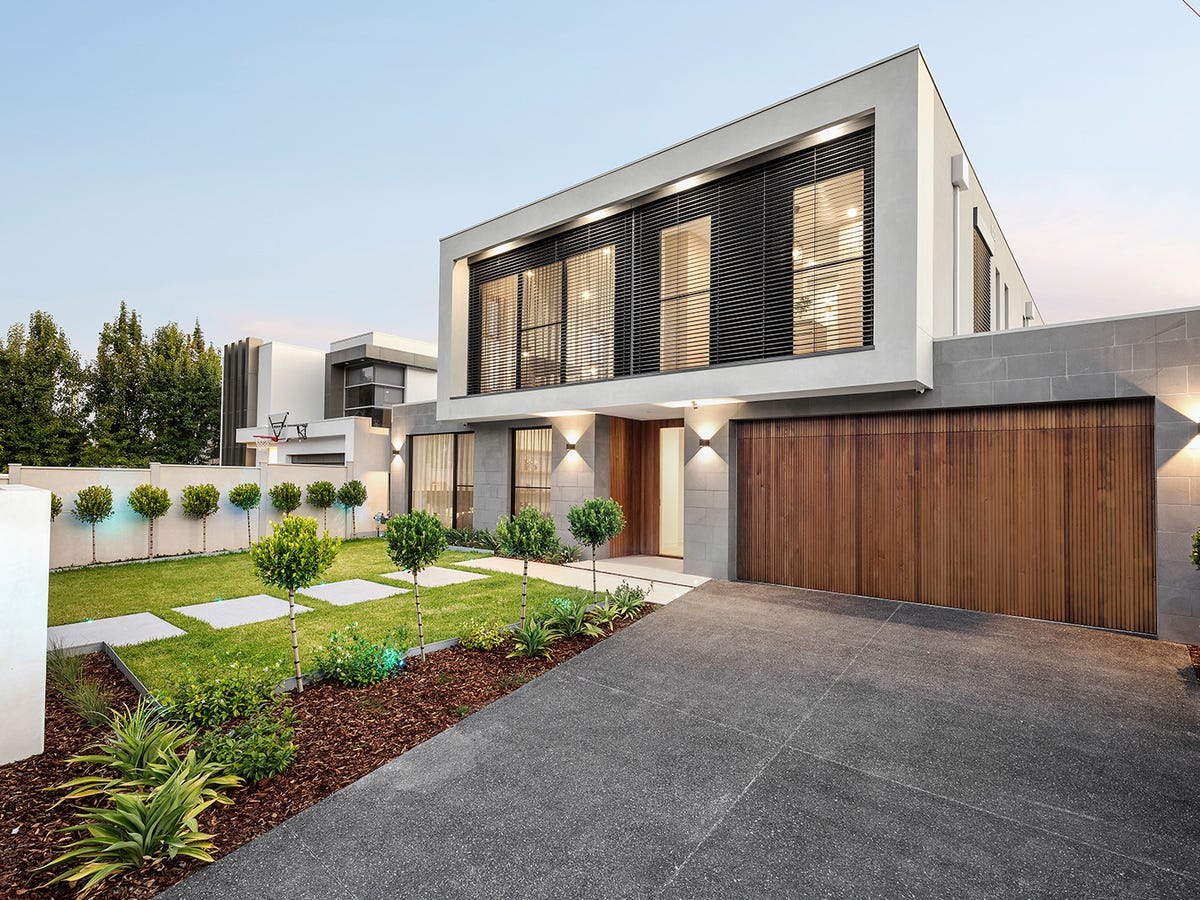 13 Sunlight Crescent BRIGHTON EAST