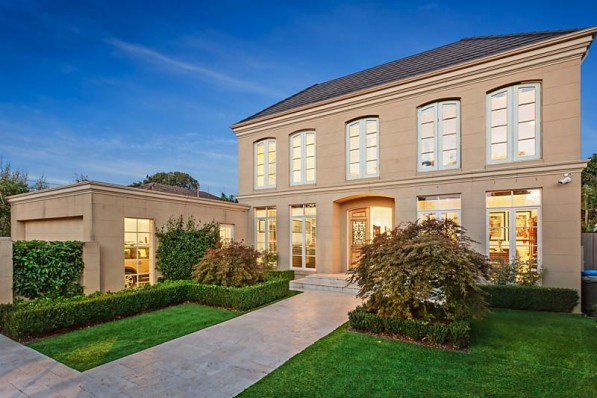 14 Comer Street BRIGHTON EAST