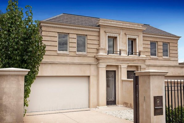 14a Burroughs Road BALWYN