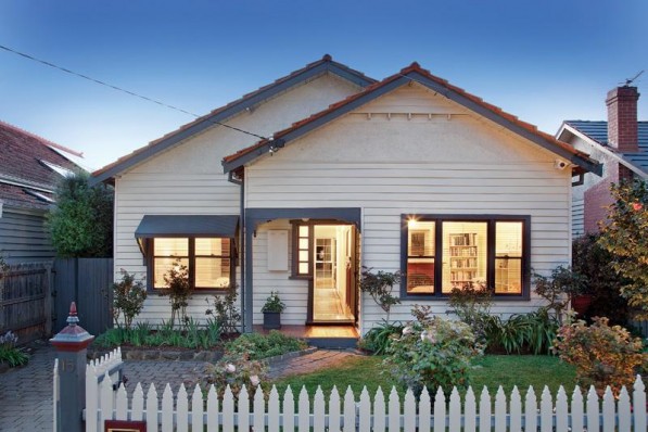 15 Ewart Street MALVERN