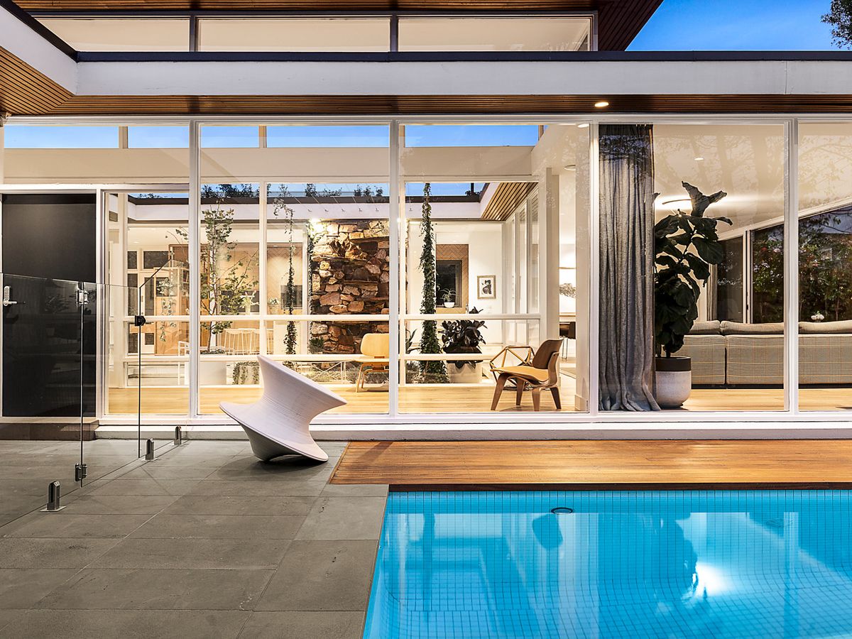 15 Farmer Street BRIGHTON EAST
