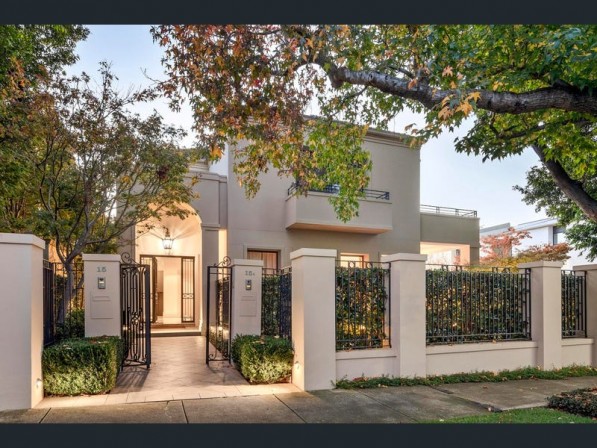 15 Hopetoun Road TOORAK