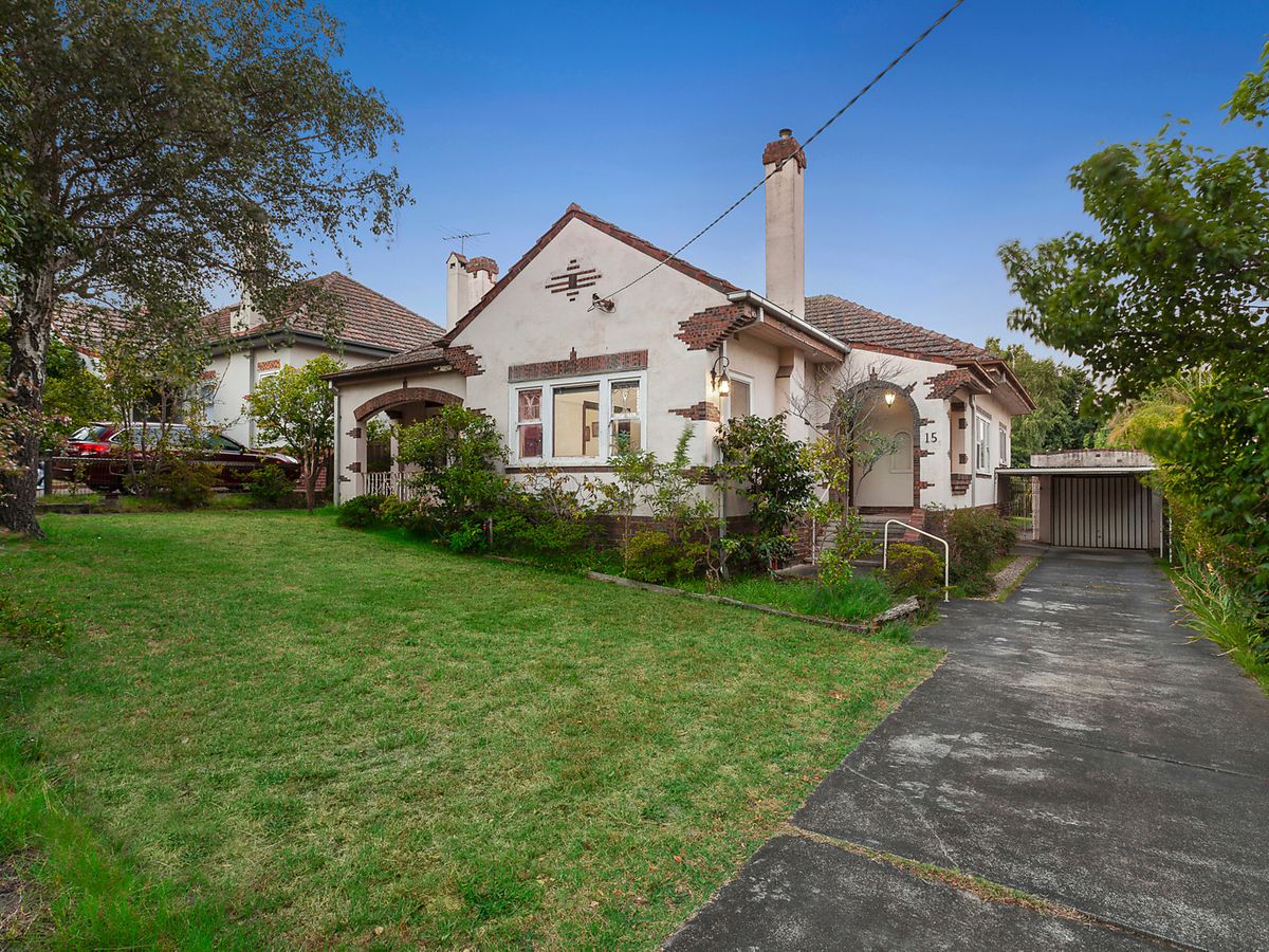 15 Lansell Crescent CAMBERWELL