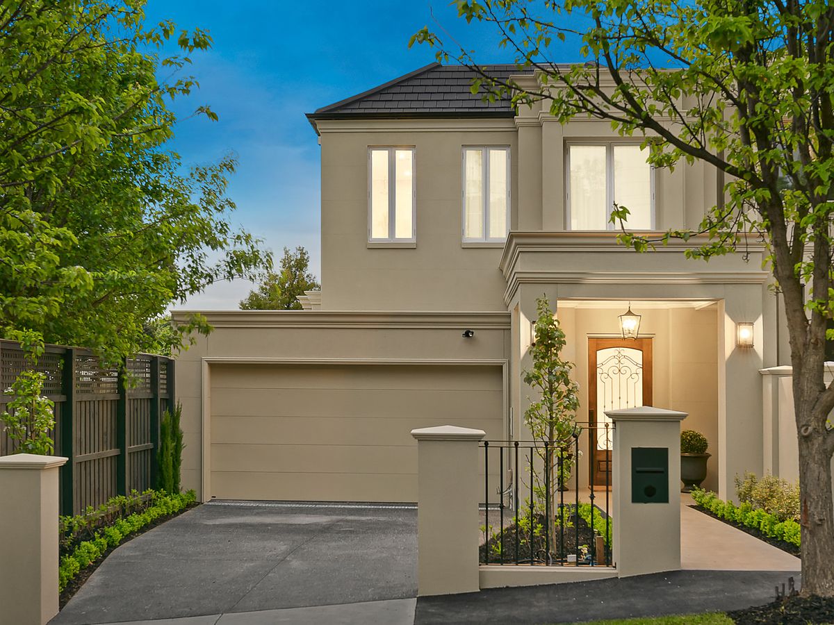 15 Middle Road CAMBERWELL