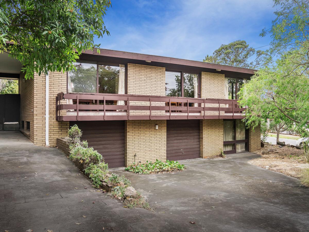 15 Yandilla Street BALWYN